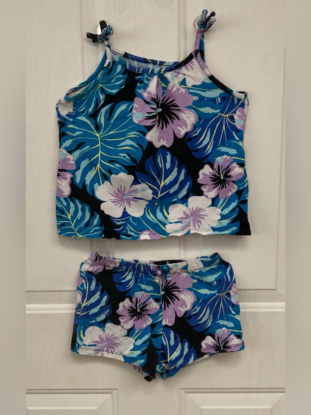 🌴🌺🌴The Children's Place Floral Tank & Shorts Set